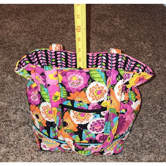 Vera Bradley HTF Va Va Bloom Laura Gathered Cinch Tote Excellent Used Condition - Picture 9 of 15